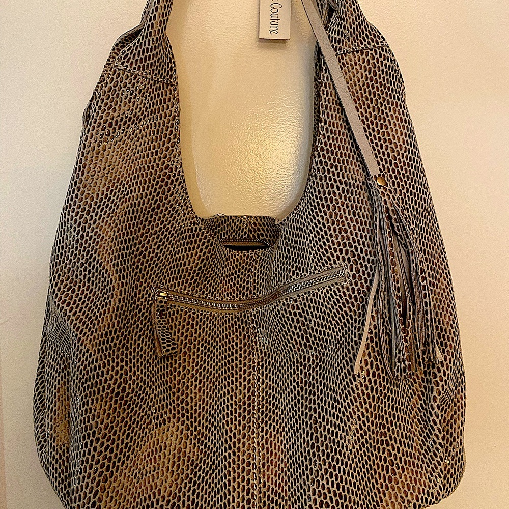 Vintage: Beautiful Maxine Couture Mamba Gold/Tan Hobo!